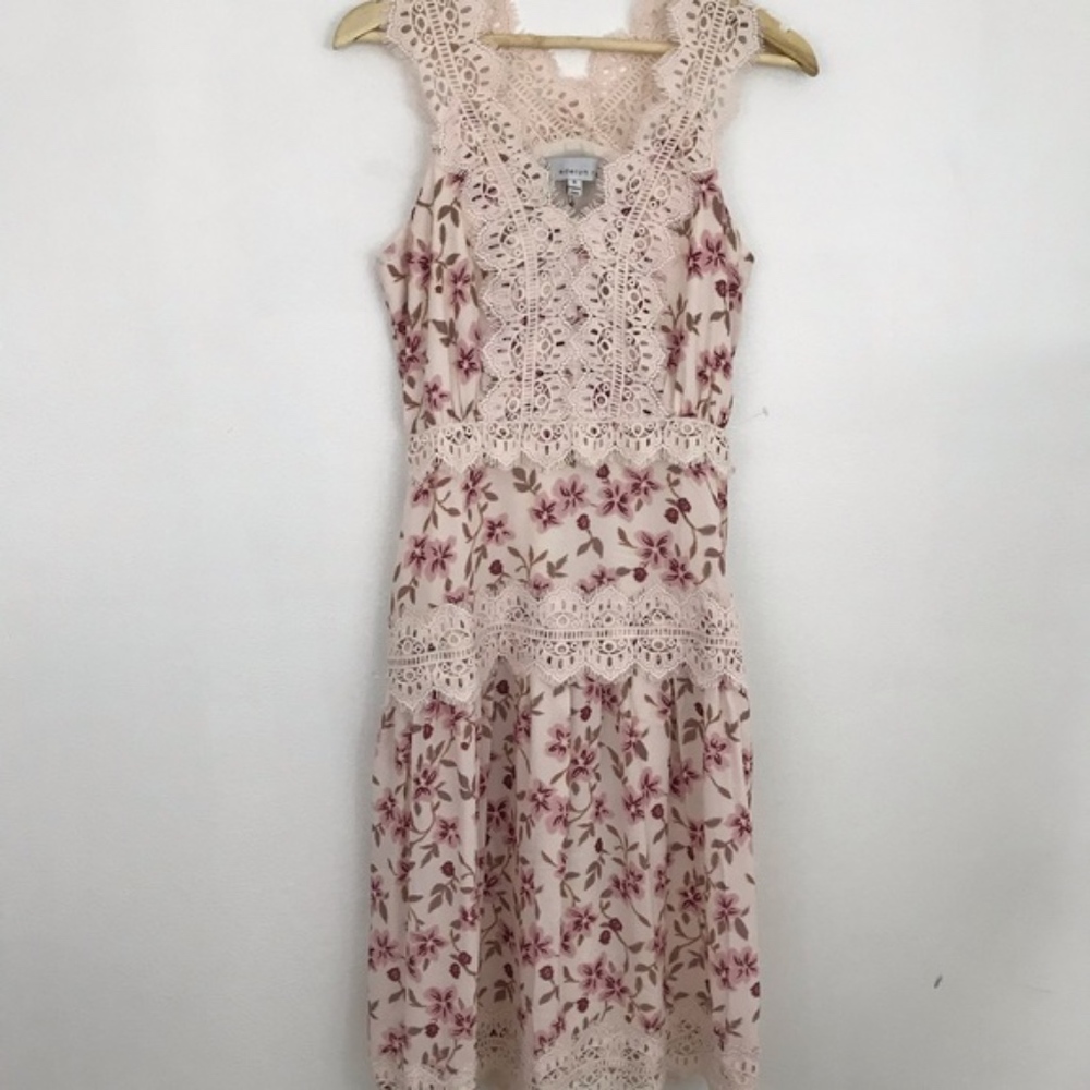 NWOT Adelyn Rae Floral Boho Midi Lace Dress